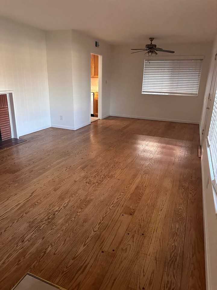 2025 Neptune Way - Photo 2 of 9