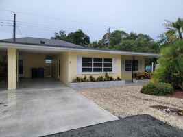 featured image of 513 Manatee Ct