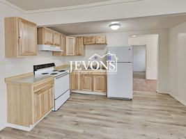 featured image of 403 N 5th Ave