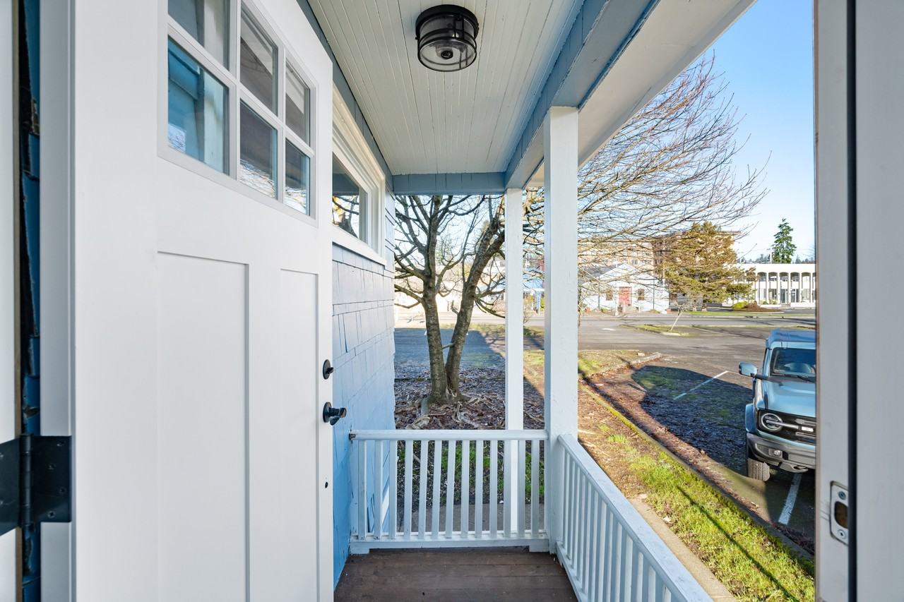 110 N K St #114 - Photo 3 of 18