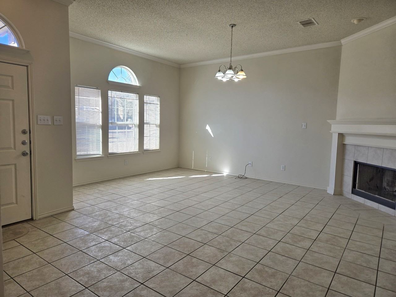 5121 Albany Ave #1 - Photo 2 of 7