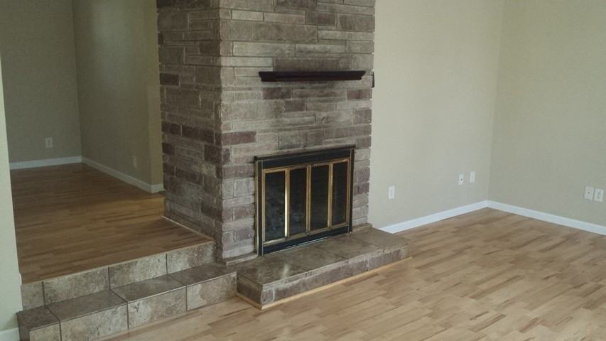 1977 Grey Ridge Rd - Photo 3 of 17