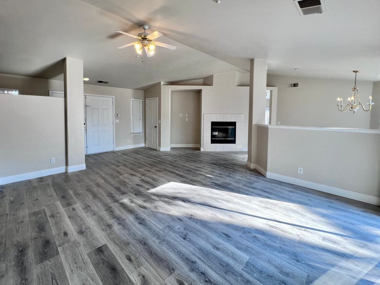 6169 W San Ramon Ave - Photo 4 of 21