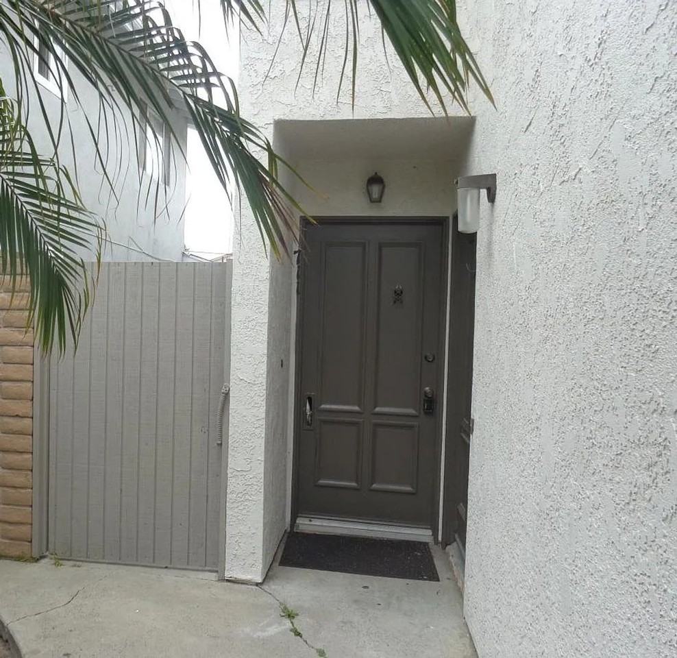 711 Ivywood Dr - Photo 2 of 4