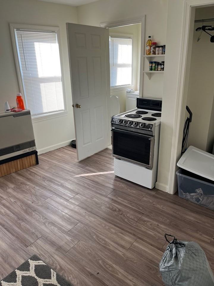 32 Main Street - Photo 4 of 5