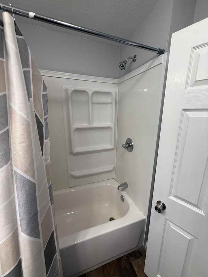 406 S Oak St - Photo 6 of 14