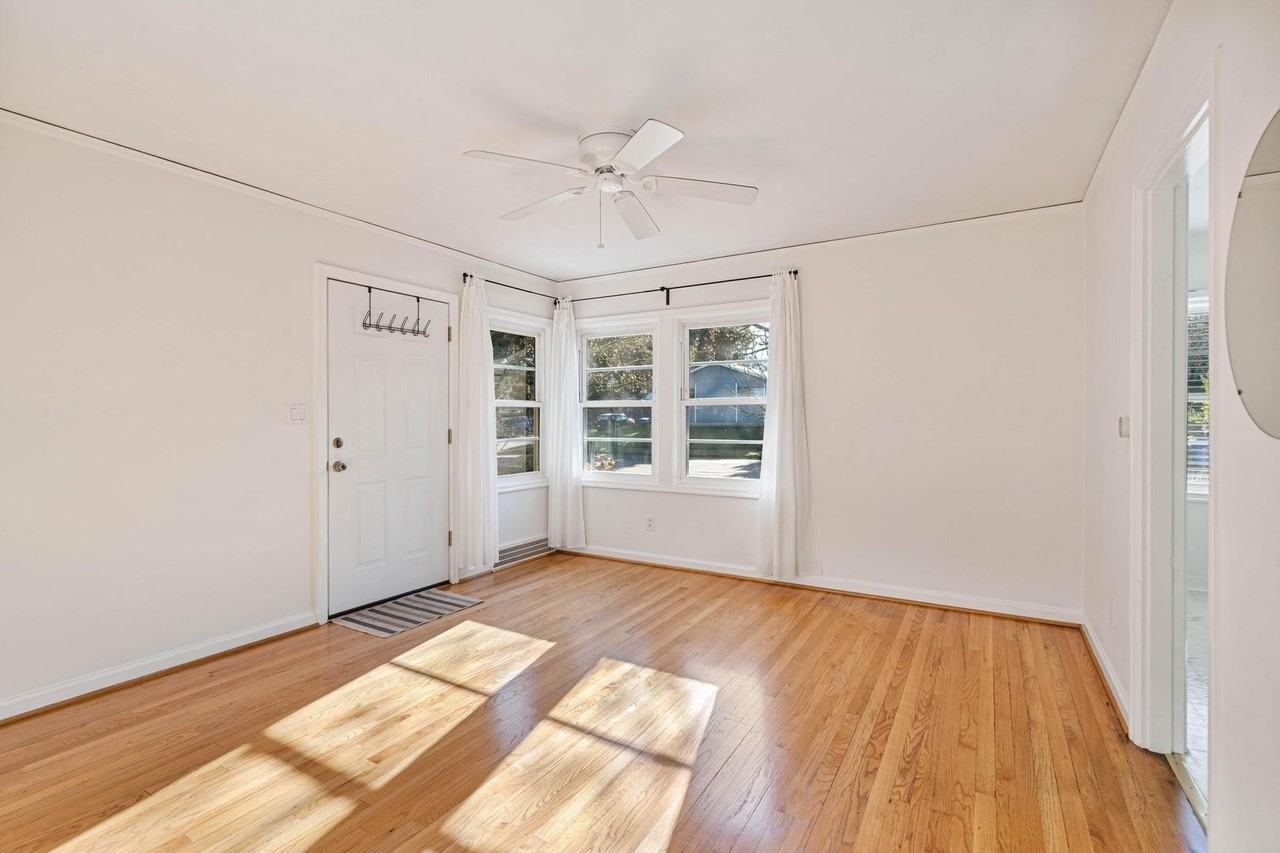 2715 N Kilpatrick St - Photo 5 of 42