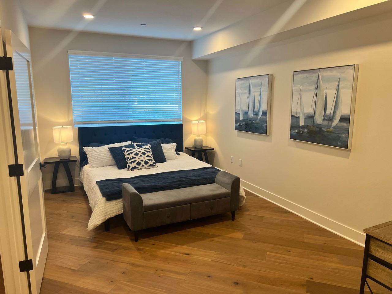 927 Deep Valley Dr - Photo 4 of 35