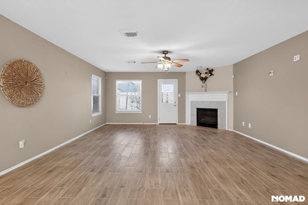 9319 Canady Park Ln - Photo 4 of 34