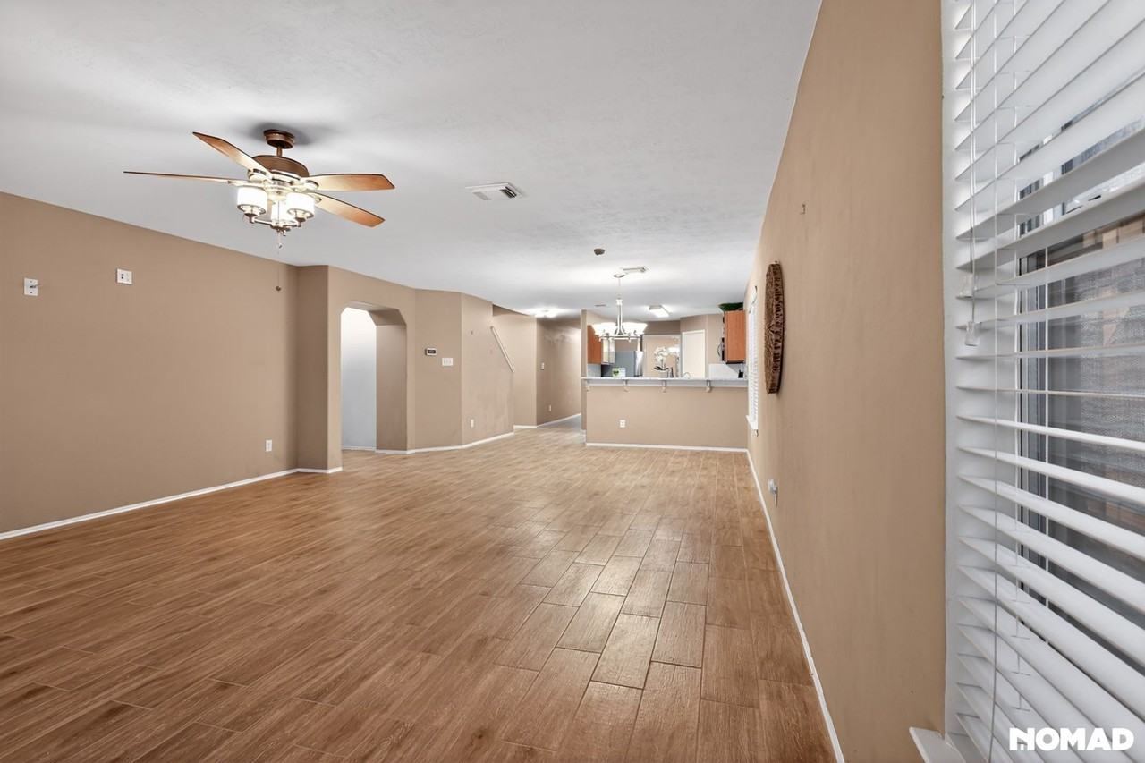 9319 Canady Park Ln - Photo 5 of 34