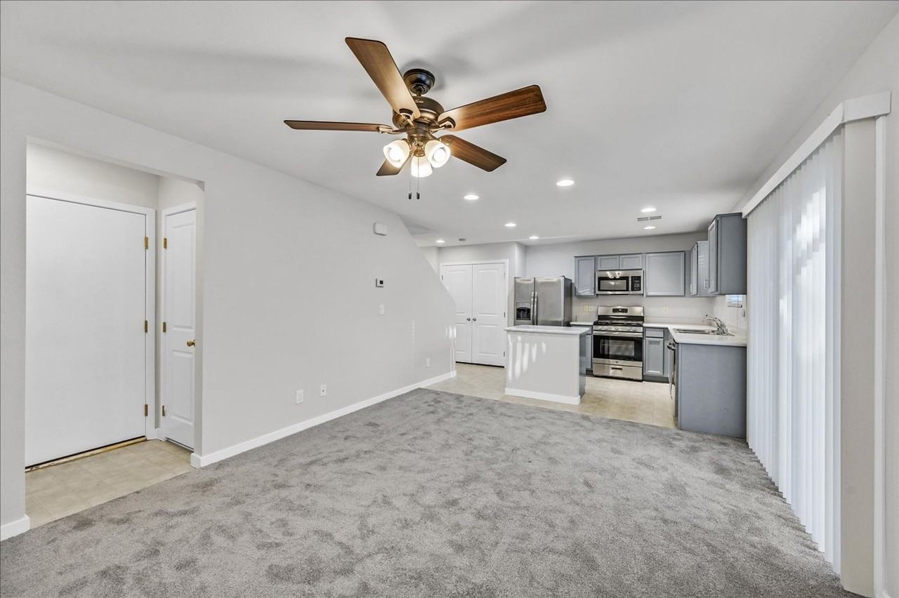 1848 Molly Meadows St - Photo 3 of 25