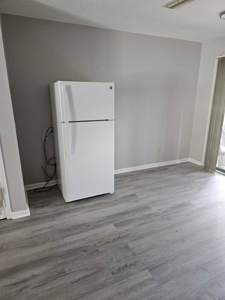 799 Donnell Blvd #16 - Photo 2 of 16