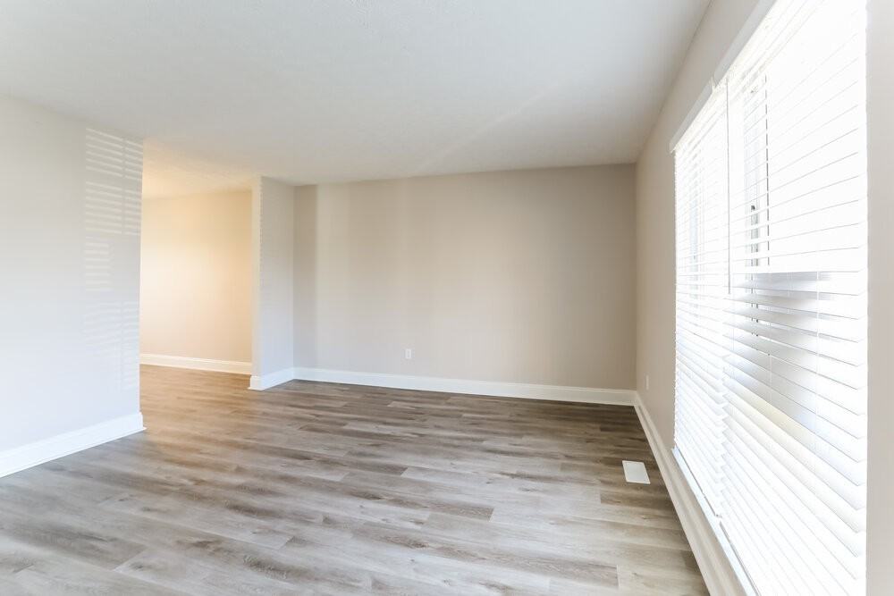 6019 Tipperary Dr - Photo 7 of 18