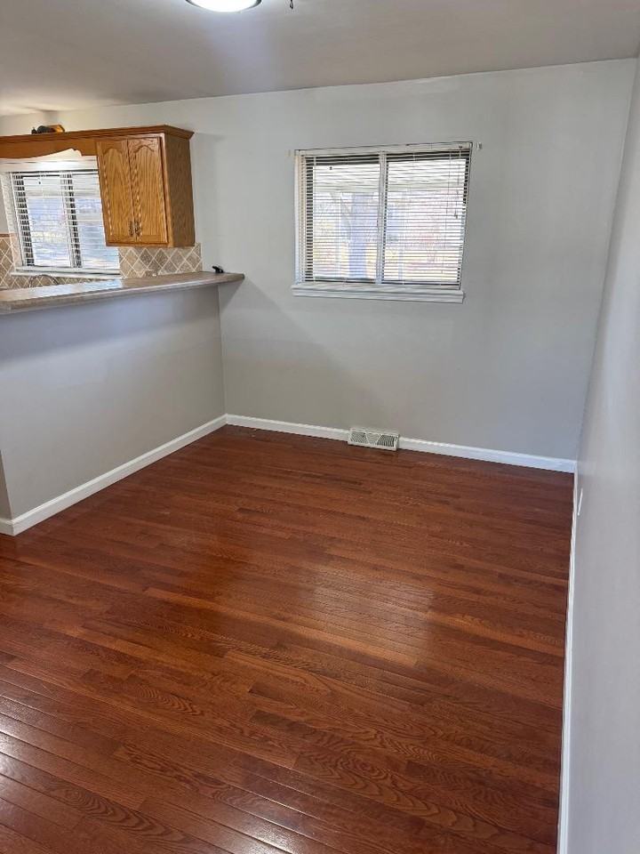 709 Plaza Dr #1 - Photo 7 of 31