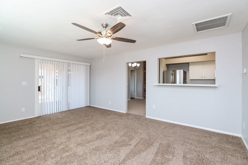 12323 N 86th Ln - Photo 6 of 15