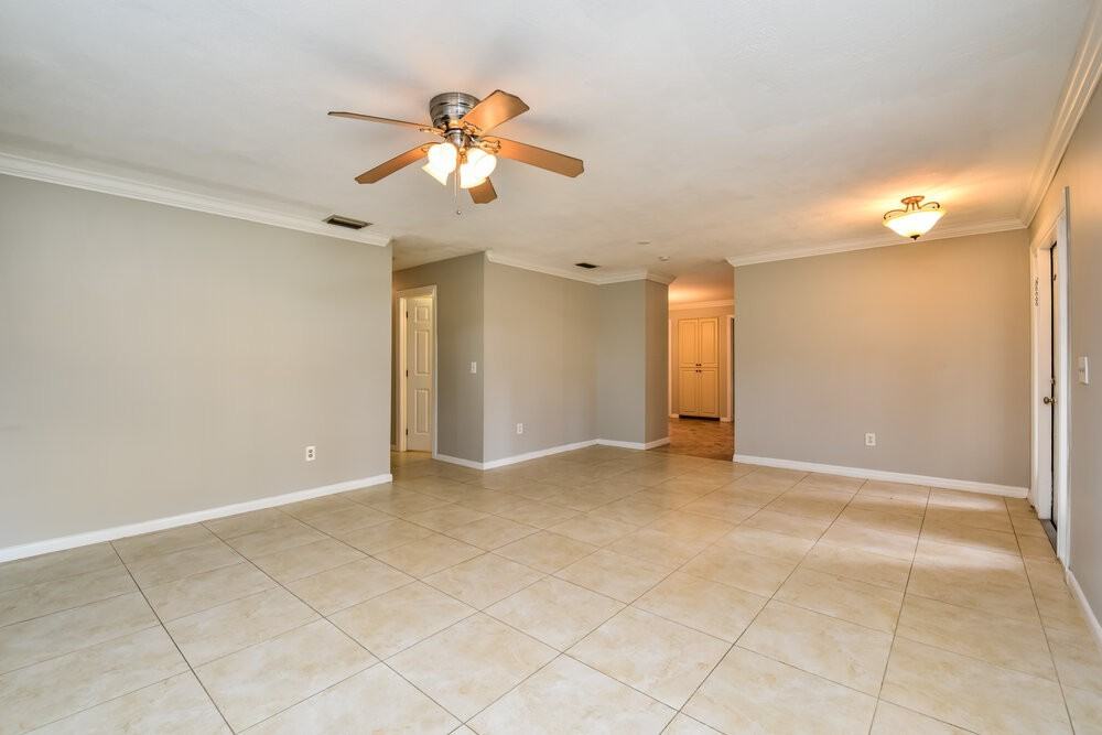 5595 Sunrise Dr - Photo 6 of 25