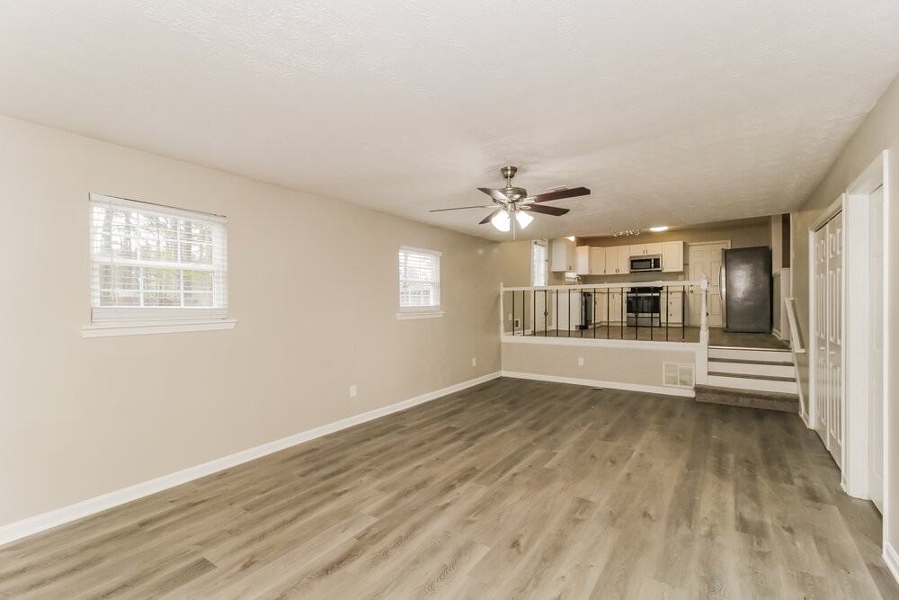 6492 Meadow Lark Dr - Photo 7 of 17