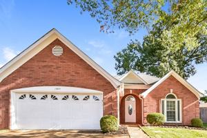 featured image of 1584 Appling Wood Cv N