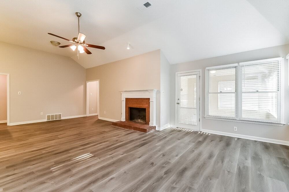 1584 Appling Wood Cv N - Photo 4 of 16