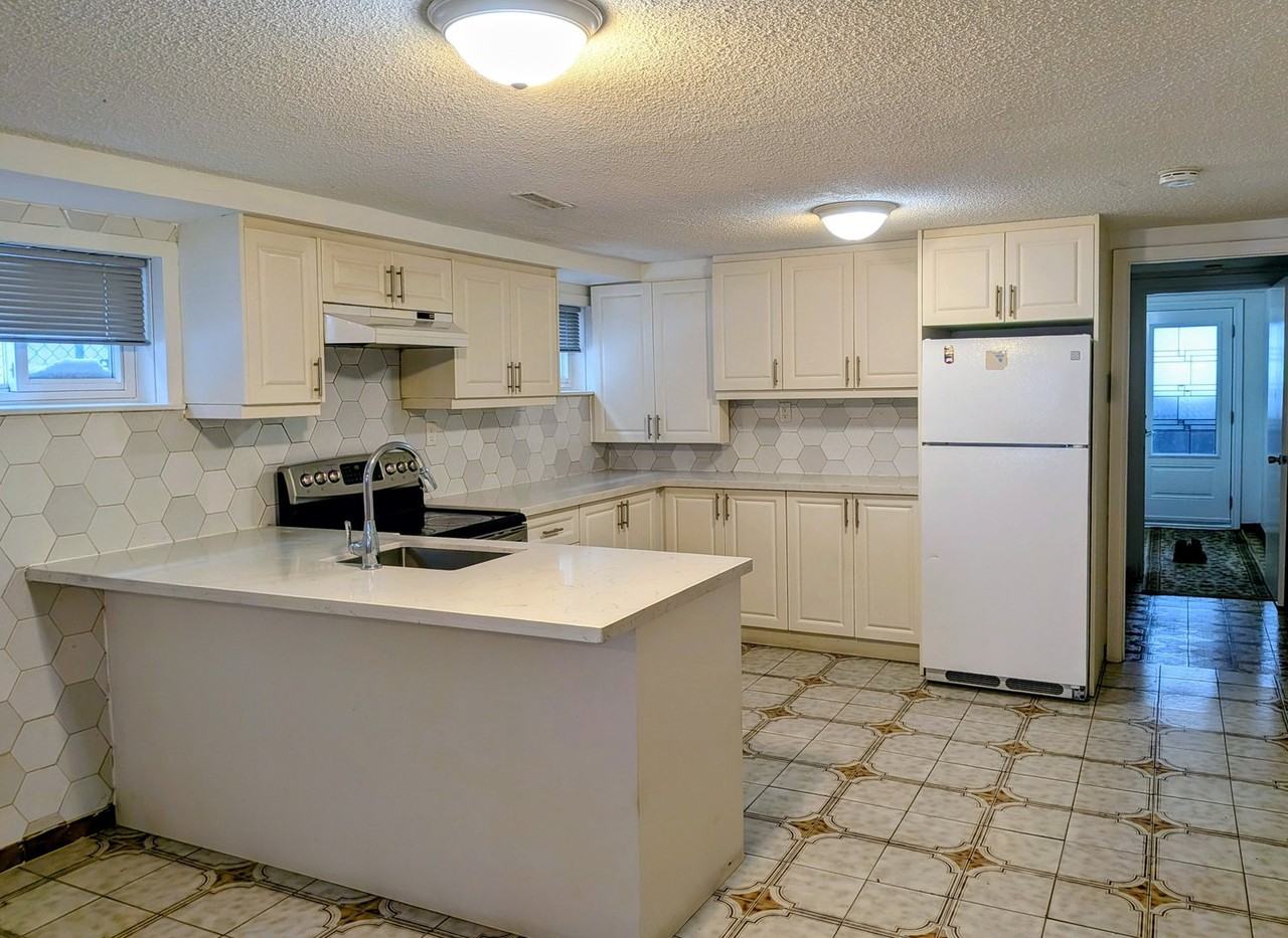 95 Anthia Dr - Photo 3 of 11