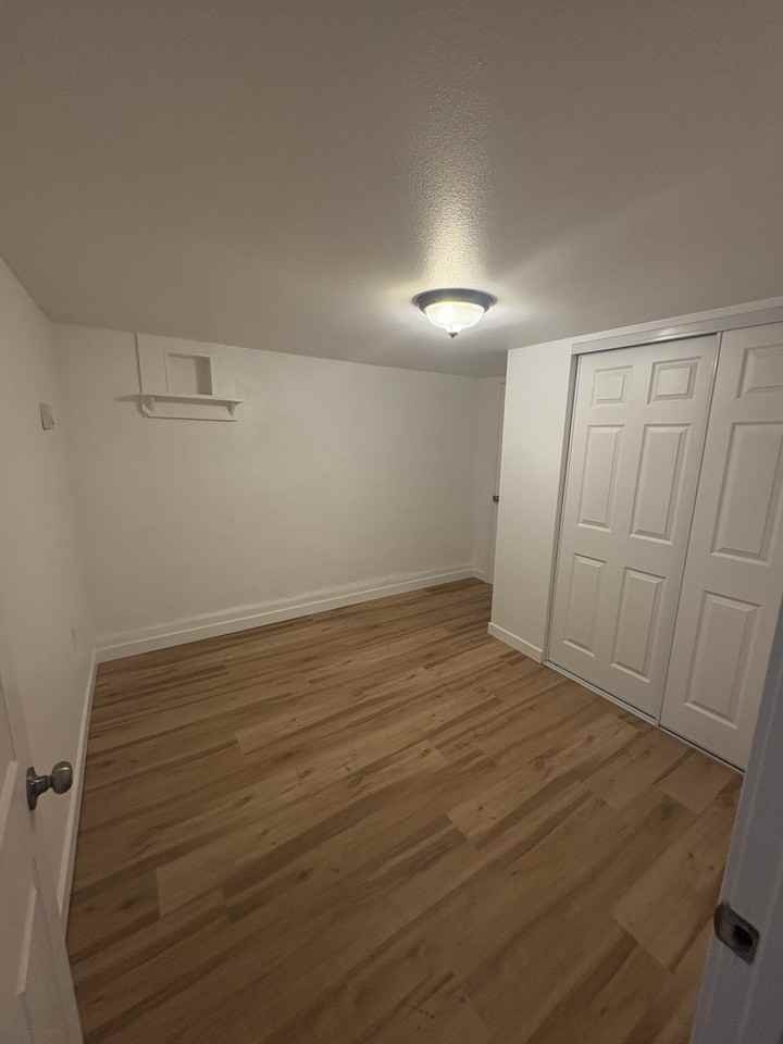 872 S Main St #4 - Photo 7 of 13