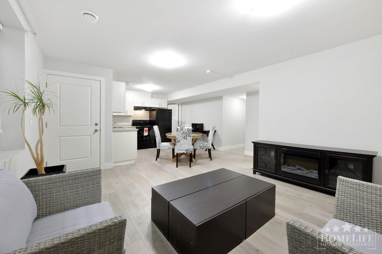 6125 146 St #BS - Photo 2 of 13