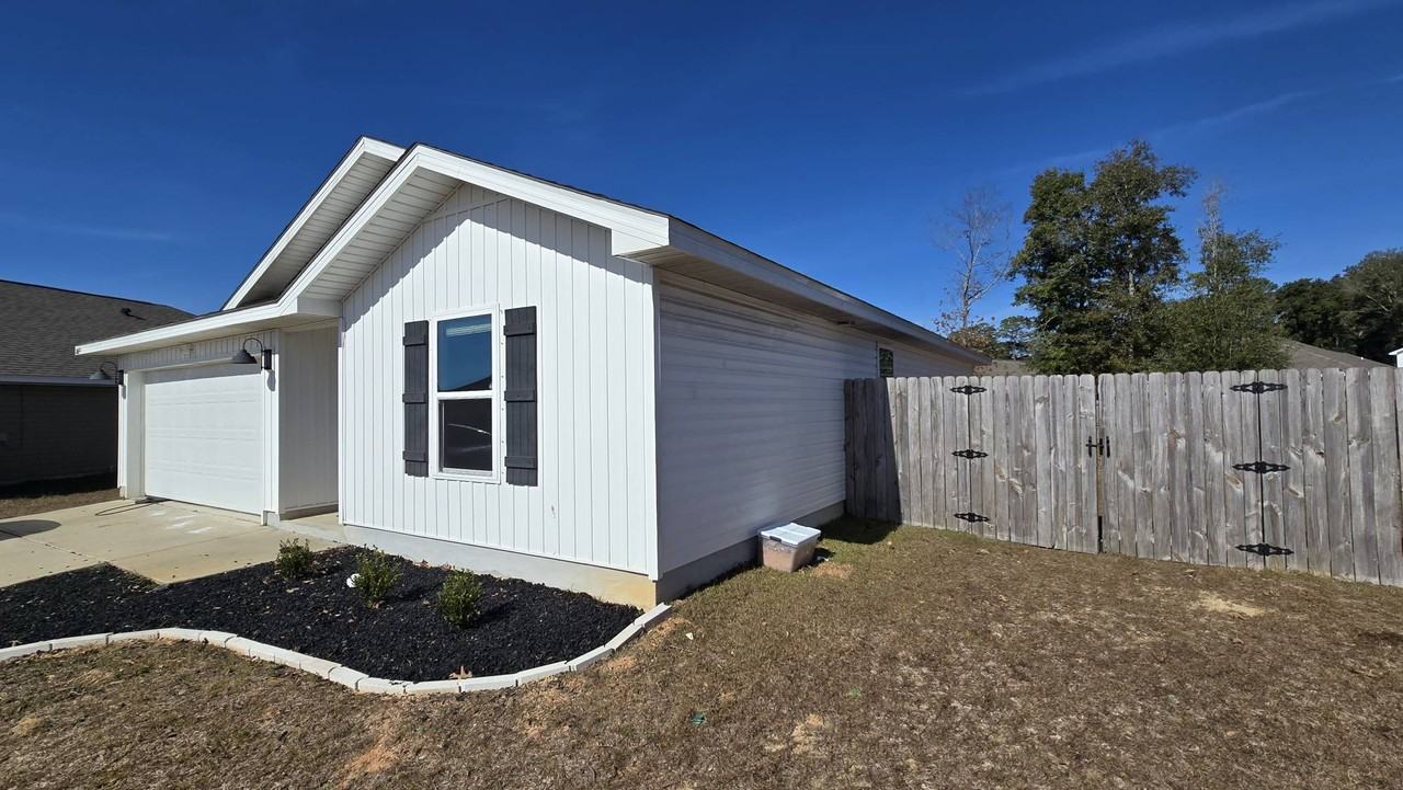 4433 Tiger Oak Ct #1 - Photo 2 of 33