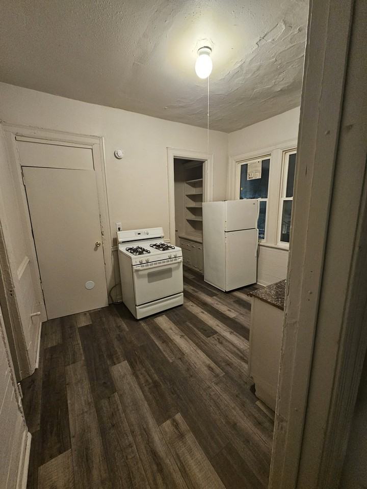 2237-2239 N 33rd - 2239A #2239A - Photo 3 of 11