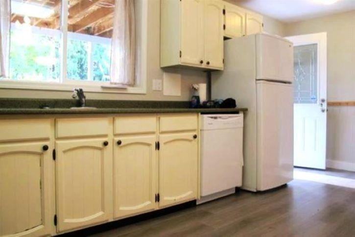 33242 Brown Cres #1 - Photo 3 of 10