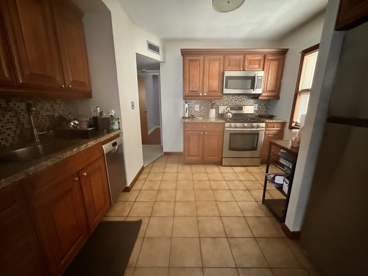 551 Emerson St #1 - Photo 3 of 10