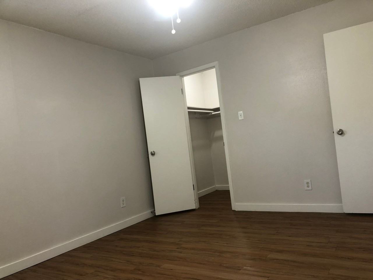 Oak Creek - Photo 4 of 50