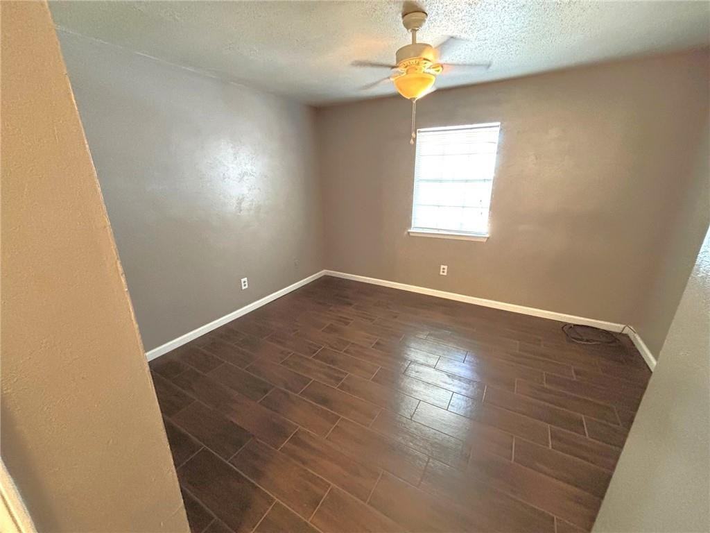 1225 Truxton St ##26 - Photo 7 of 11