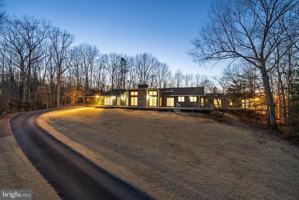 featured image of 20 Cessna Ln