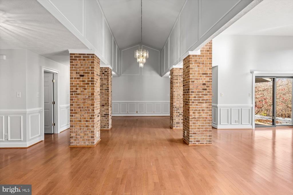 20 Cessna Ln - Photo 7 of 49