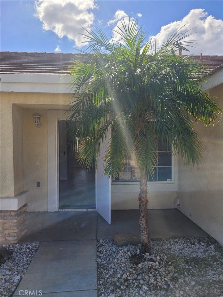 18885 Oakview Way - Photo 3 of 27