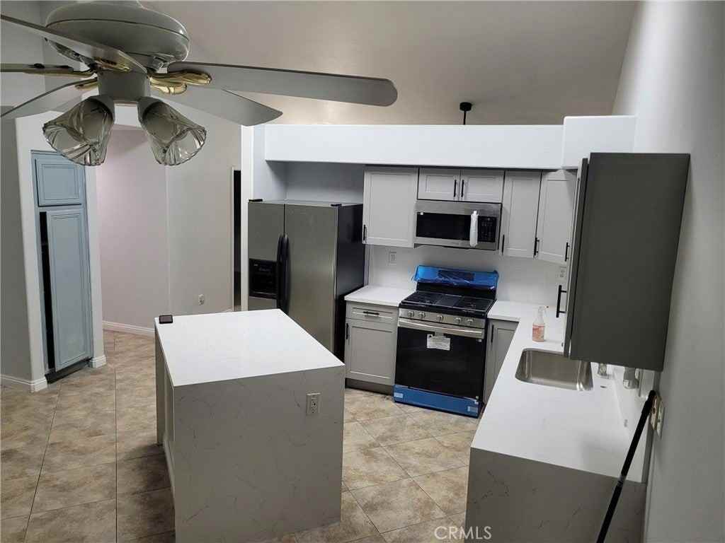 18885 Oakview Way - Photo 4 of 27