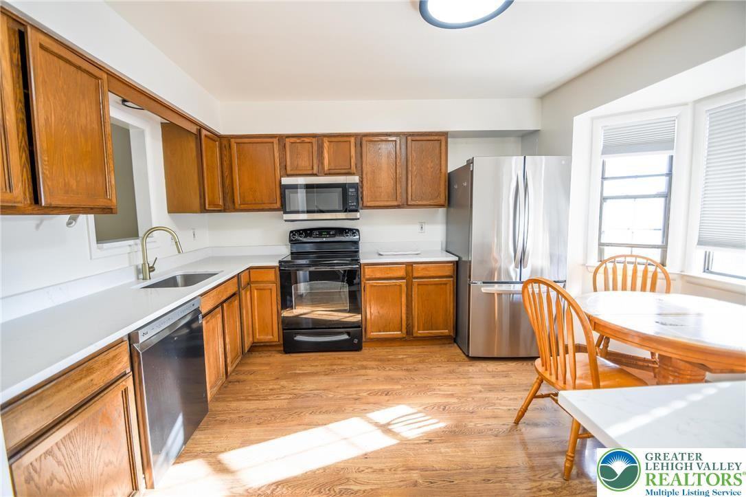 2505 Madison Ave - Photo 5 of 50