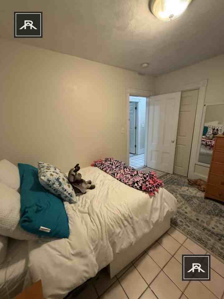 192 L St - Photo 3 of 10