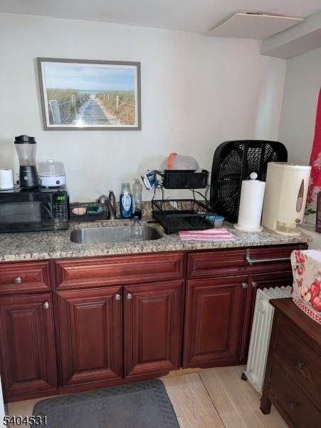 700 Lehigh Ave - Photo 7 of 19