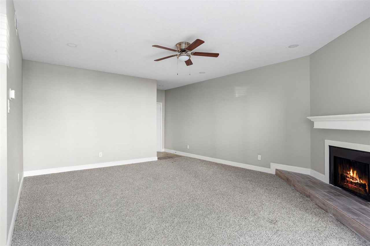 9707 Richmond Ave - Photo 4 of 13