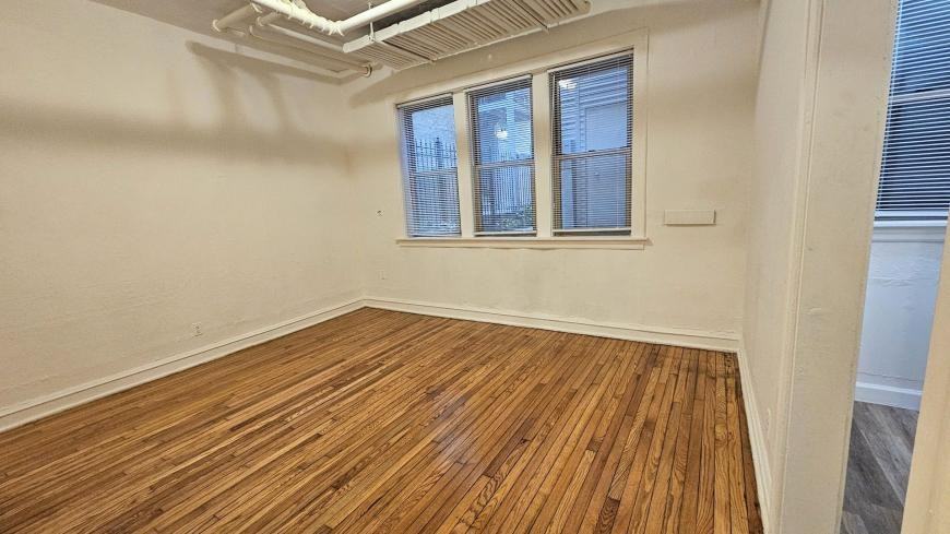 5507 N Campbell Ave - Photo 2 of 10