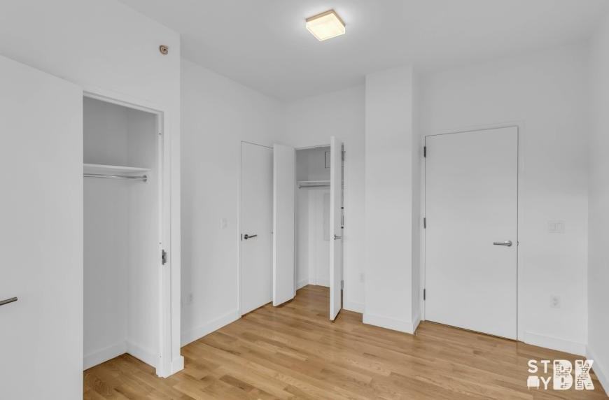 333 Greene Ave - Photo 7 of 10