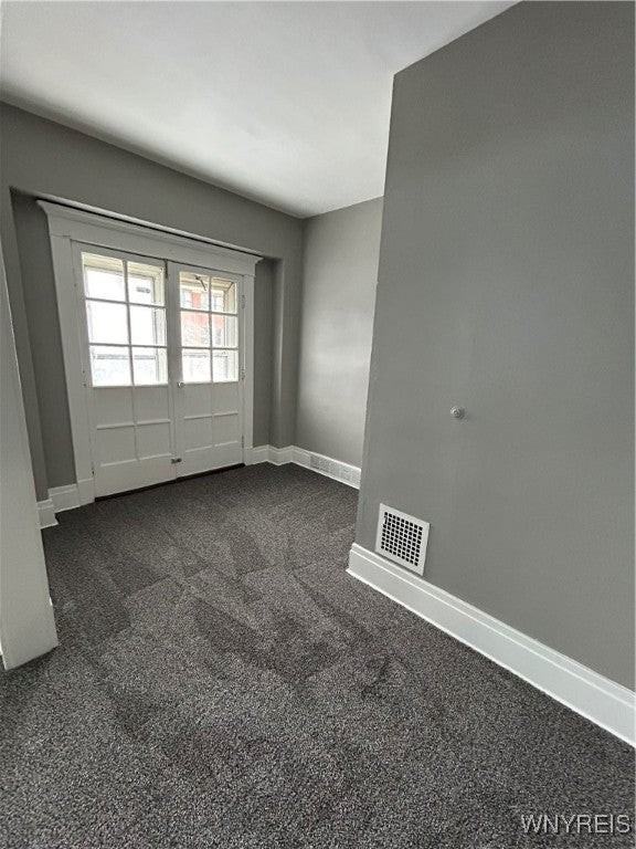 108 Lisbon Ave - Photo 2 of 13