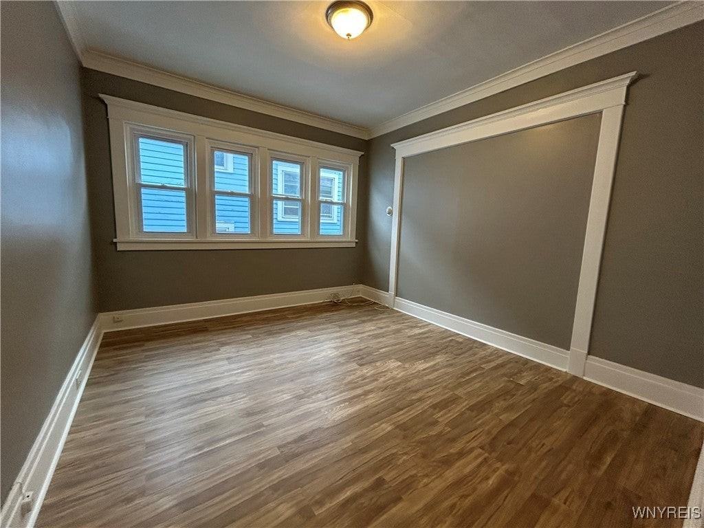 108 Lisbon Ave - Photo 5 of 13