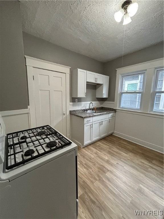 108 Lisbon Ave - Photo 7 of 13