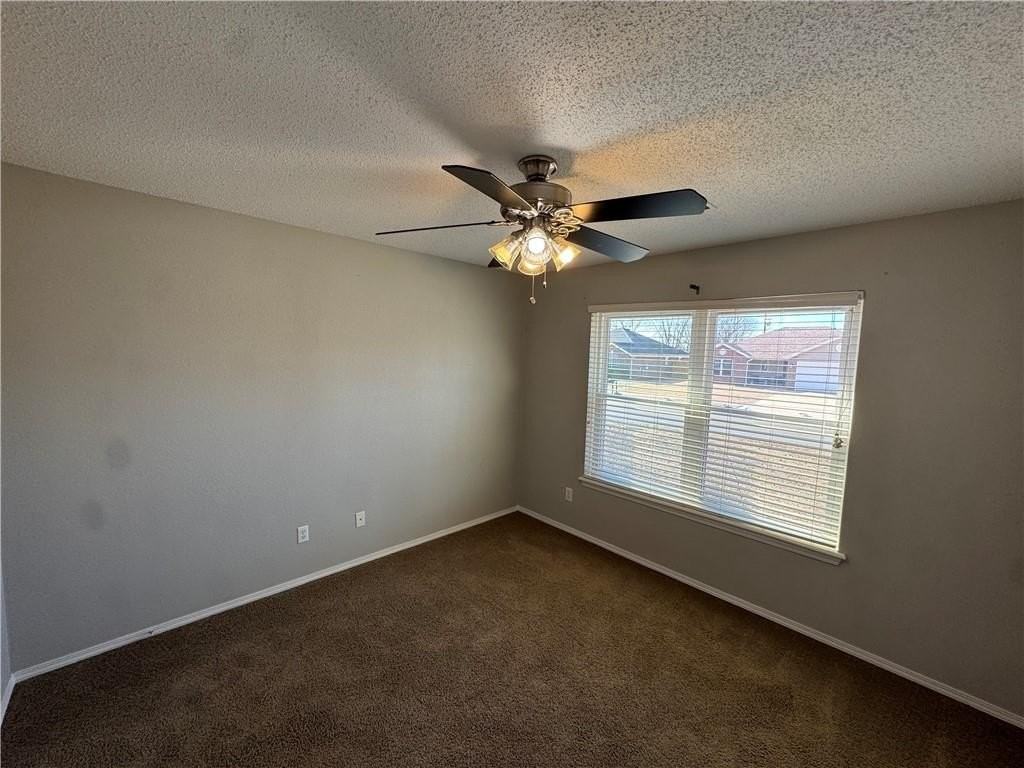 1160 S Jasmine Ln - Photo 7 of 19