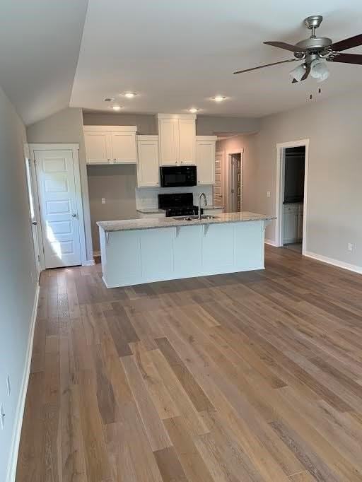 1535 S Duncan Ave - Photo 2 of 9