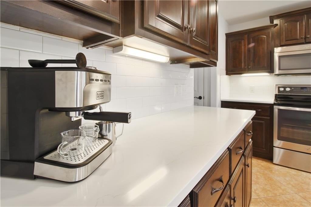 958 Stone St - Photo 7 of 21