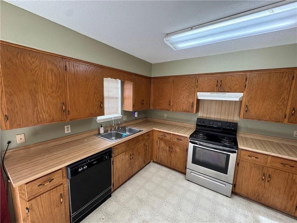 4133 Nightingale Ln #A - Photo 5 of 15