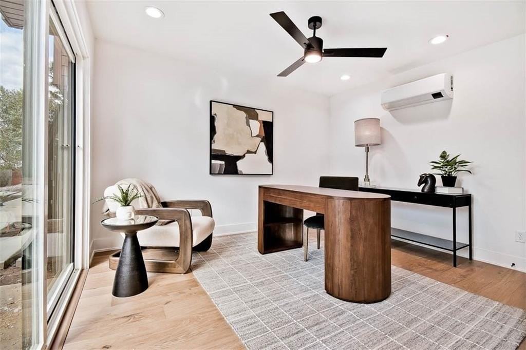 214 Nw 9th St - Photo 5 of 27